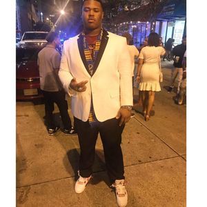 Meet your Posher, Neako